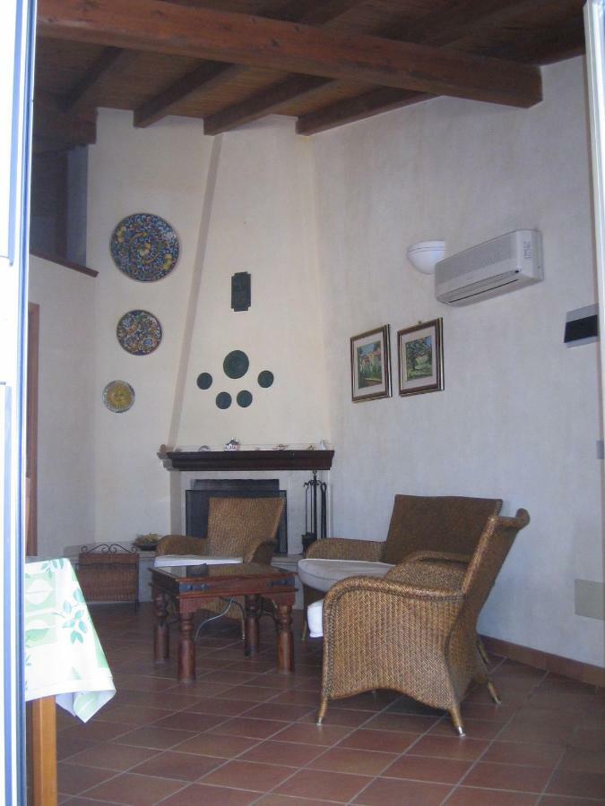 La Panoramica Appartement Scoglitti Buitenkant foto